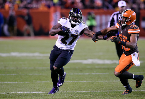 Ravens RB Terrance West gets the corner along the right side of the formation against the Cleveland Browns