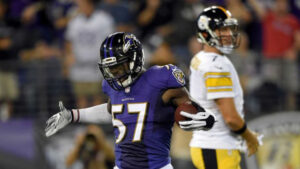 C.J. Mosley celebrates after making a play against the Pittsburgh Steelers.