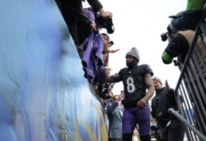 Lamar Jackson tunnel vs Dolphins